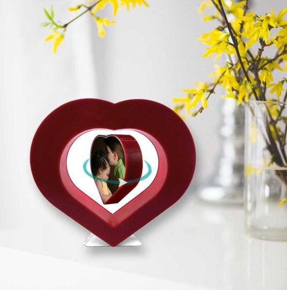 Anti-Gravity Heart Picture Frame